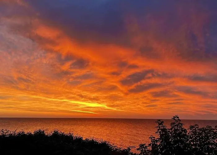 With 2 Bedrooms Feriehus